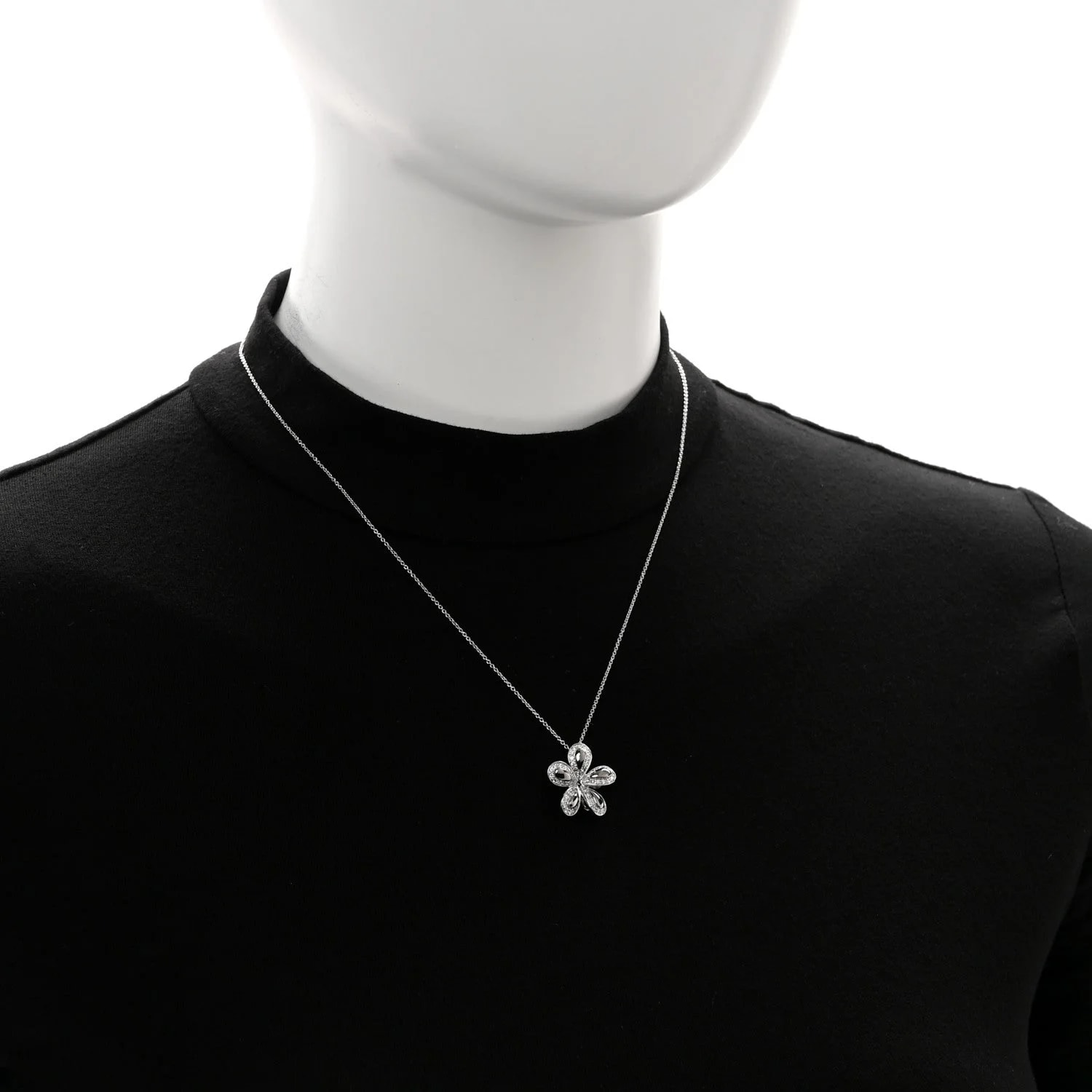 18K White Gold Fantasia Big Flower 2
