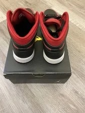 Air Jordan 1 Mid Reverse 3