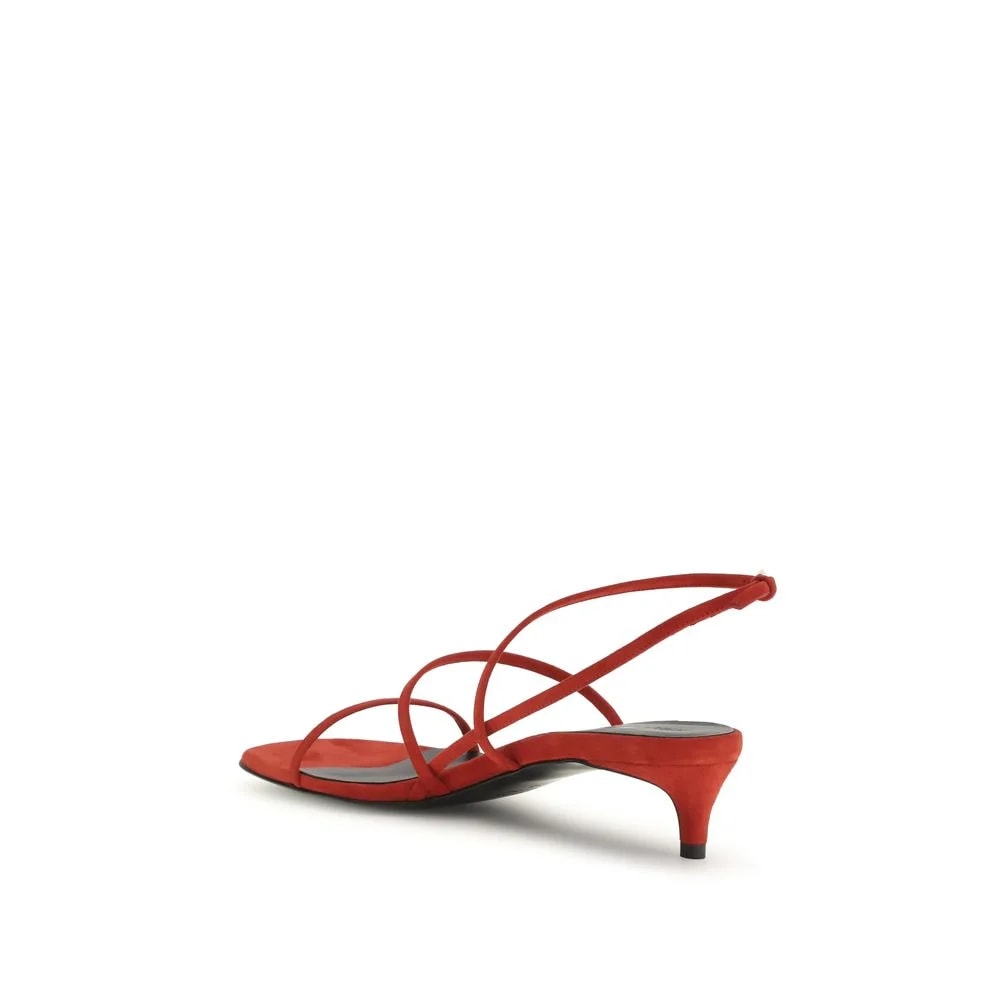 Bos Taurus Stiletto 3