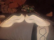 Yeezy 700 8 Shoe Azael V3 Adidas Kanye West 2022 Ye 3 4
