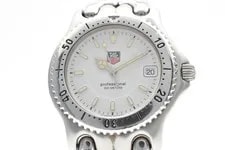 TAG Heuer Professional 200m WG1112-0 Quartz White Dial Date Diver 2