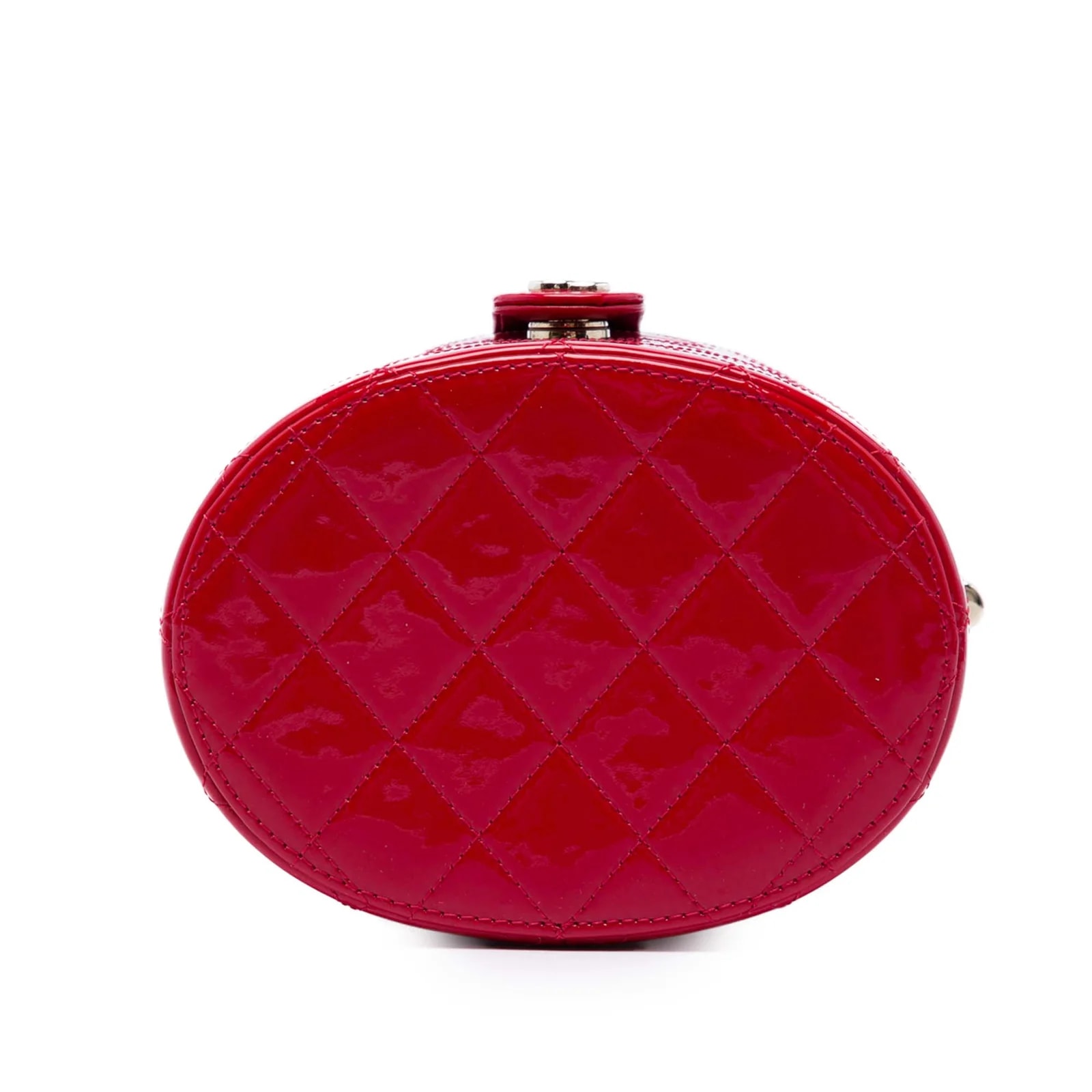 CC Round Vanity Case With Chain 3