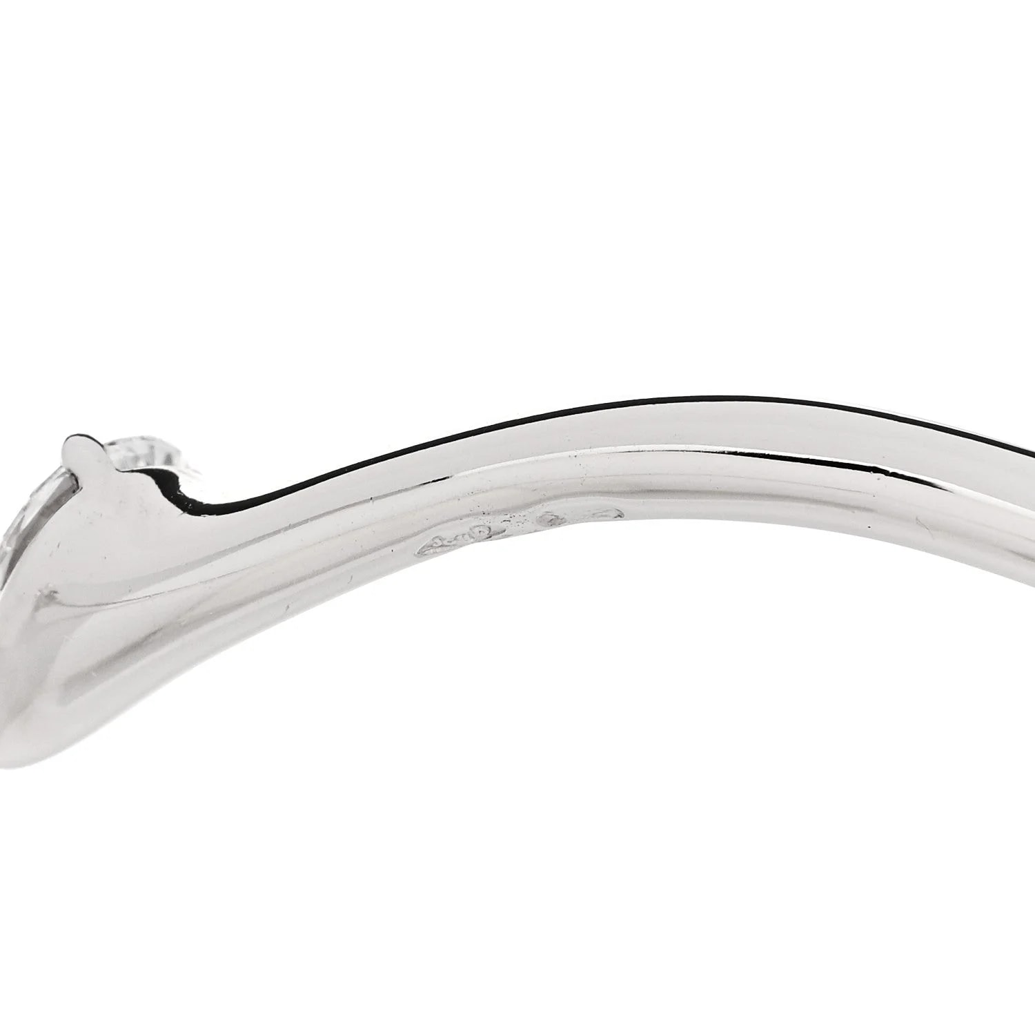 18K White Gold Camelia Precieux Cuff M 4