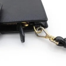 Prada fce9eef70c221f79885ad7a1a26d2919 3