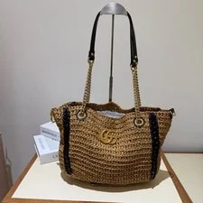Gucci — Gucci Marmont Medium Crossbody Duty Paid — Handbag — resale