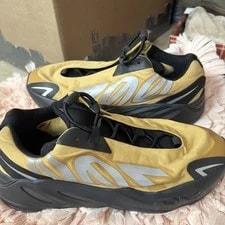 Yeezy Boost 700 Mnvn Flux Size 2