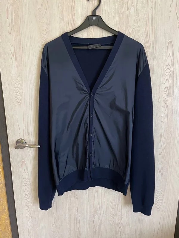 Prada — Cardigan Prada — streetwear — resale