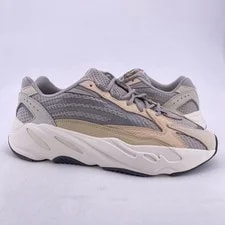 Yeezy — Yeezy 700 v2 " 2021 - Size 12 - gy7924 (6991-52) — Sneaker — resale
