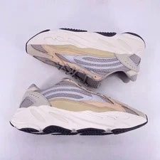 Yeezy 700 v2 " 2021 - Size 12 - gy7924 (6991-52) 3