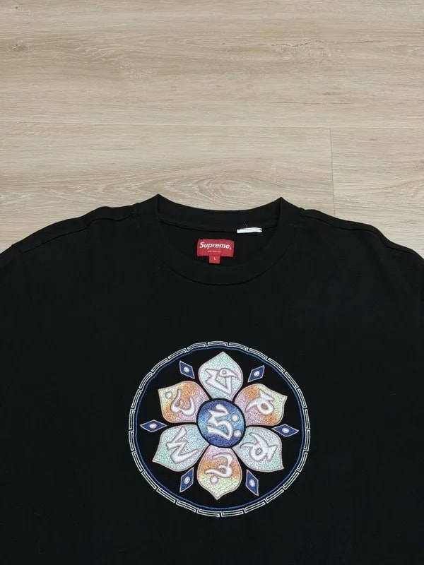 Supreme — Supreme Lotus Top — streetwear — resale