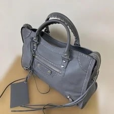 Balenciaga — [New and Unused] Balenciaga le City Medium — Handbag — resale