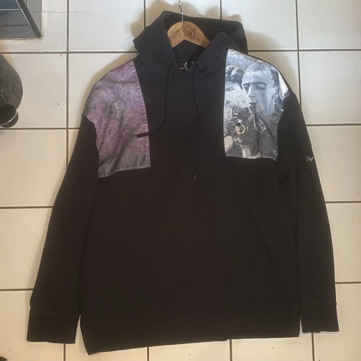 Raf Simons — Raf Simons X Fred Perry — streetwear — resale