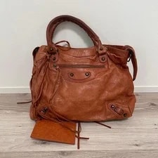 Balenciaga Velo the City From Japan 2
