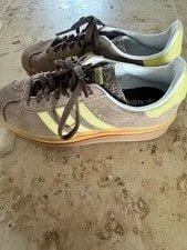 Puma Gazelle Color Hardly Worn 3