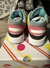 Size 9.5 - Saucony 6000 2021 4