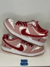 Size 10.5 - Nike SB Dunk Low X StrangeLove W/ Box Vnds 2