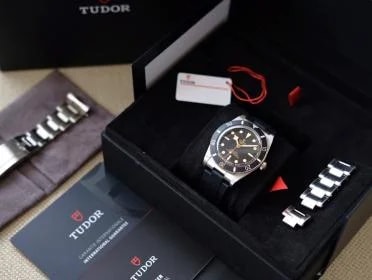 Tudor — 2026 Tudor Black Bay 54 | 79000N With Extras — Watch — resale