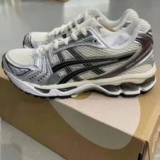 New Asics GEL-Kayano 14 1201A019-108! 2