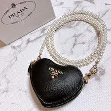 Prada — Auth Prada Heart Shape Mini 1TL400 — Handbag — resale