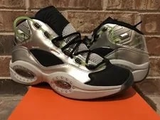 New 10.5 Reebok Question Mid Minions Grus Lab Despicable Me FW7548 Allen Iverson 2