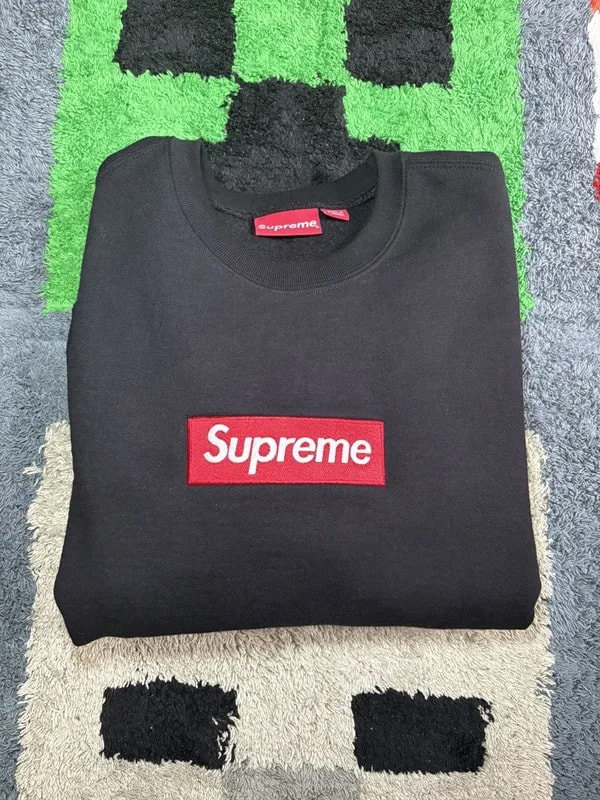 Supreme — Supreme Crewneck () — streetwear — resale