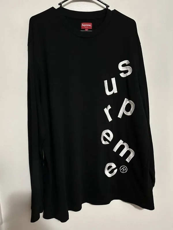 Supreme — Supreme Scatter Logo L/S Top Tee — streetwear — resale