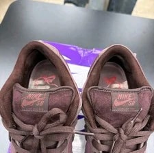 Nike SB Dunk Low Size 10 City of Love/ Crush Team 4