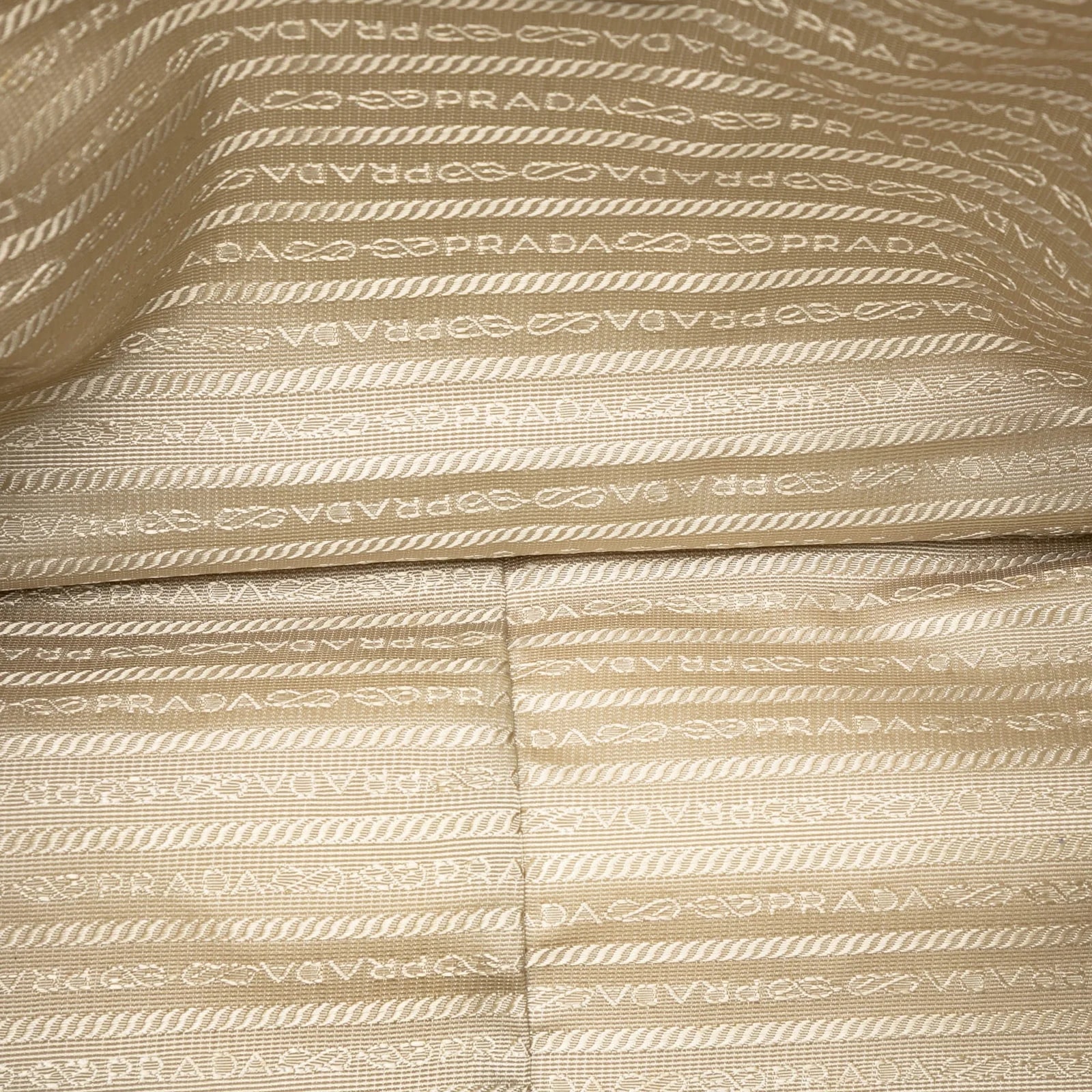 Lux Double Zip 4