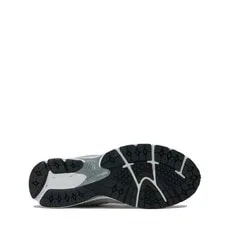 New Balance 2002R / Lead 4
