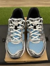 Asics Gel Kayano 14 - Size 9 (U) 4