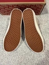 Vans Old Skool V - Hook & Loop Skate - / Size 9 M/ 10.5 W 4