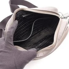 Prada : 2VH170 W20H14D4.5cm; 3