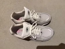 9.0US New Balance Beauty Special Order 2002R 4