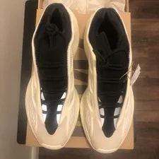 Adidas Yeezy 700 V3 'Azael' 3