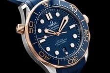 2024 Omega Seamaster Diver 300M Sedna Gold Blue Wave Rubber 210.22.42.20.03.002 3