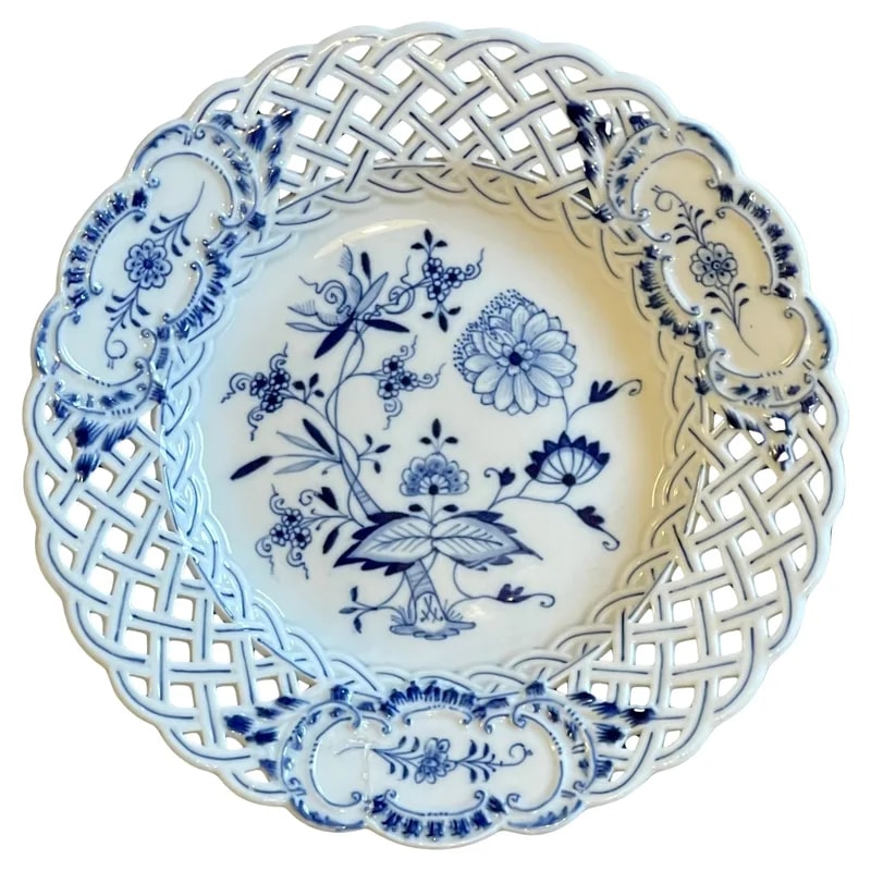 19th Century Meissen Porcelain Plate, Reticulated Blue Onion, Germany — Furniture — resale