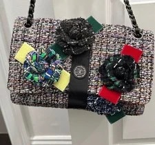 Chanel — Authentic Chanel 2017-2018 Camellia . — Handbag — resale
