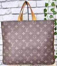 Louis Vuitton Shopper With Box and Dust $5,750 Msrp 4