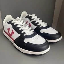 True Religion ’s Arthur Shoes Low 4