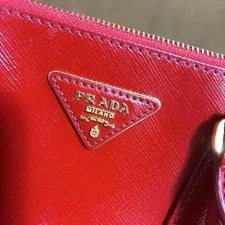 Prada Hand & 4
