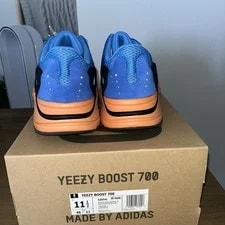 Yeezy Boost 700 4