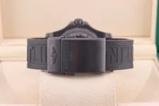 Breitling Superocean 44 Blacksteel (Ref: M1739313/BE92), Clasp Enclosure 4