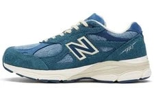 New Balance 990v3 MiUSA Levi's M990LI3 2