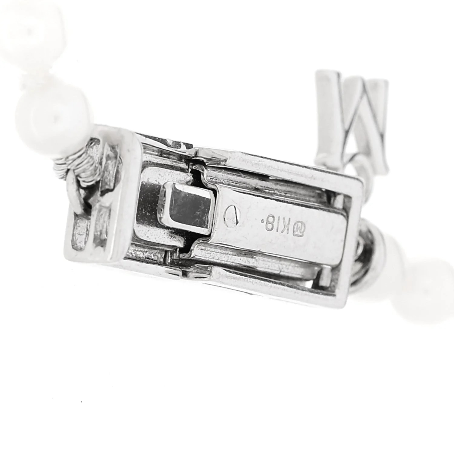 18K White Gold Akoya Cultured 9.5mm 3