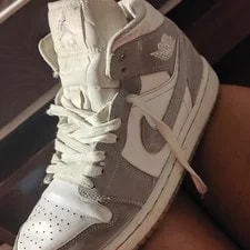 Jordan — Jordan Air 1 High Top ’s Basketball Lace-Up — Sneaker — resale