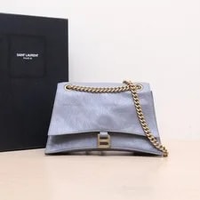 Balenciaga Crush Hourglass Distressed Medium P215053564 2