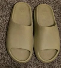 Yeezy — Yeezy Slide Desert Size 12 ’S — Sneaker — resale
