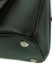 Prada Lux Front Pocket 4
