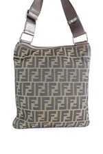 Fendi Front Zip Flat Messenger Medium 3