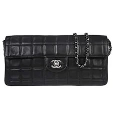 Chanel — Chanel Choco Bar East West 197477 — Handbag — resale